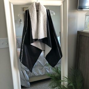 Gianni Bini Faux Leather Black Vest SZ S